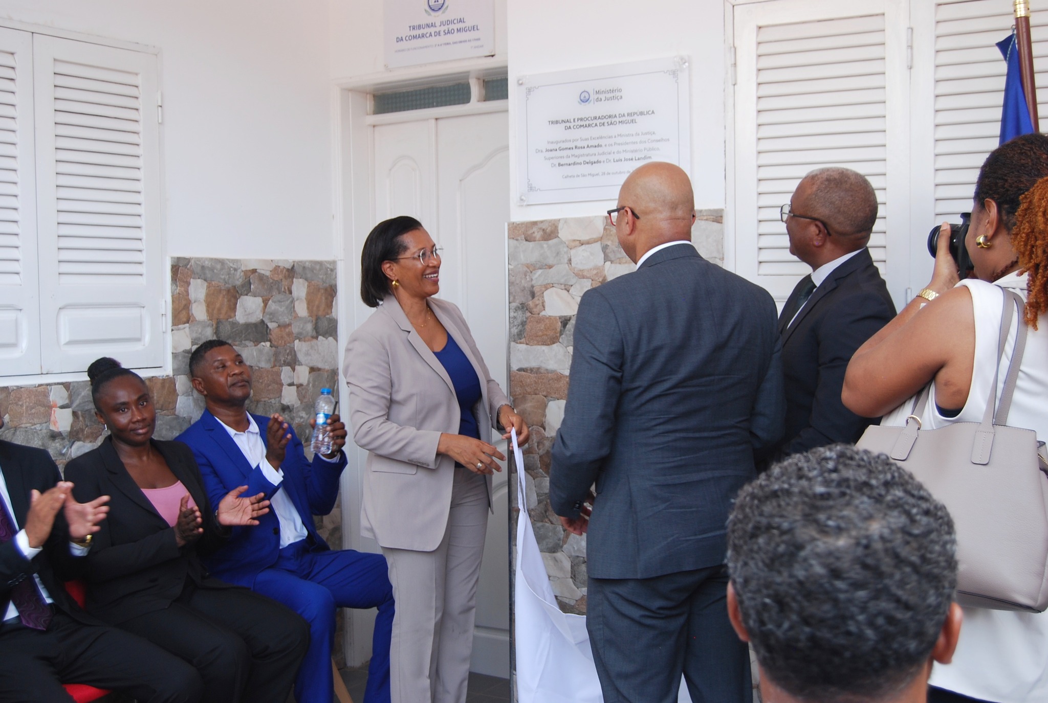 𝗜𝗻𝗮𝘂𝗴𝘂𝗿𝗮𝗰̧𝗮̃𝗼 𝗱𝗮𝘀 𝗻𝗼𝘃𝗮𝘀 𝗶𝗻𝘀𝘁𝗮𝗹𝗮𝗰̧𝗼̃𝗲𝘀 𝗷𝘂𝗱𝗶𝗰𝗶𝗮𝗶𝘀 𝗿𝗲𝗳𝗼𝗿𝗰̧𝗮 𝗽𝗿𝗲𝘀𝗲𝗻𝗰̧𝗮 𝗱𝗮 𝗝𝘂𝘀𝘁𝗶𝗰̧𝗮 𝗲𝗺 𝗦𝗮̃𝗼 𝗠𝗶𝗴𝘂𝗲𝗹