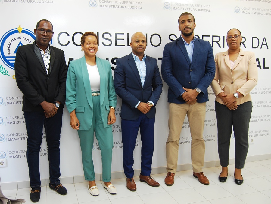 𝗩𝗶𝗰𝗲-𝗽𝗿𝗲𝘀𝗶𝗱𝗲𝗻𝘁𝗲𝘀 𝗱𝗮𝘀 𝗠𝗮𝗴𝗶𝘀𝘁𝗿𝗮𝘁𝘂𝗿𝗮𝘀 𝗮𝗹𝗶𝗻𝗵𝗮𝗺 𝗲𝘀𝘁𝗿𝗮𝘁𝗲́𝗴𝗶𝗮𝘀 𝗽𝗮𝗿𝗮 𝗿𝗲𝗳𝗼𝗿𝗰̧𝗼 𝗱𝗮 𝗴𝗲𝘀𝘁𝗮̃𝗼 𝗱𝗮 𝗷𝘂𝘀𝘁𝗶𝗰̧𝗮