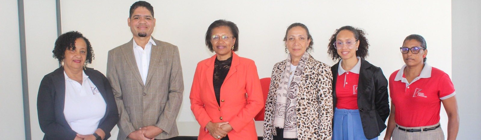 𝐌𝐢𝐧𝐢𝐬𝐭𝐫𝐚 𝐝𝐚 𝐉𝐮𝐬𝐭𝐢𝐜̧𝐚 𝐯𝐢𝐬𝐢𝐭𝐚 𝐂𝐚̂𝐦𝐚𝐫𝐚 𝐌𝐮𝐧𝐢𝐜𝐢𝐩𝐚𝐥 𝐞 𝐃𝐞𝐥𝐞𝐠𝐚𝐜̧𝐚̃𝐨 𝐝𝐨𝐬 𝐑𝐞𝐠𝐢𝐬𝐭𝐨𝐬, 𝐍𝐨𝐭𝐚𝐫𝐢𝐚𝐝𝐨 𝐞 𝐈𝐝𝐞𝐧𝐭𝐢𝐟𝐢𝐜𝐚𝐜̧𝐚̃𝐨 𝐝𝐞 𝐓𝐚𝐫𝐫𝐚𝐟𝐚𝐥 𝐝𝐞 𝐒𝐚̃𝐨 𝐍𝐢𝐜𝐨𝐥𝐚𝐮