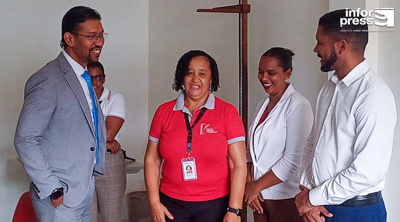 São Nicolau: Ministro da Justiça reconhece necessidade de criar meios de motivação aos colaboradores dos serviços de RNI