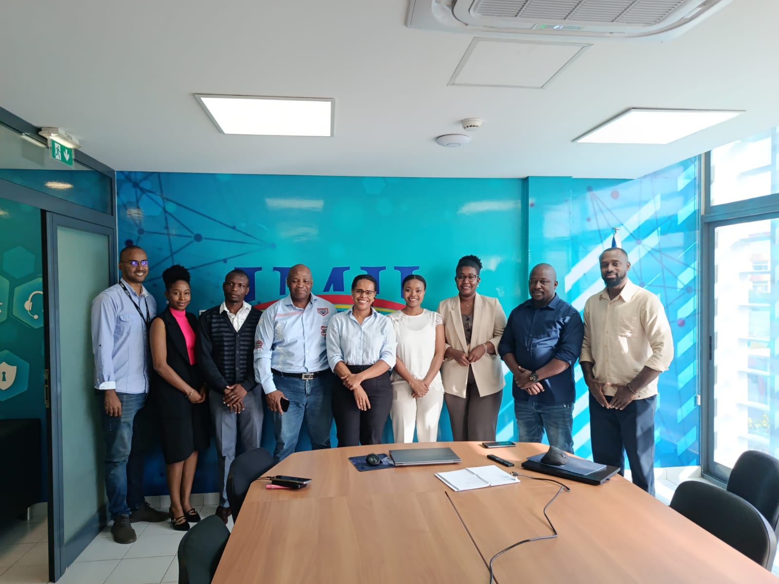 IMIJ recebe representantes da África do Sul e do Quénia para intercâmbio sobre inovação e transformação digital na Justiça