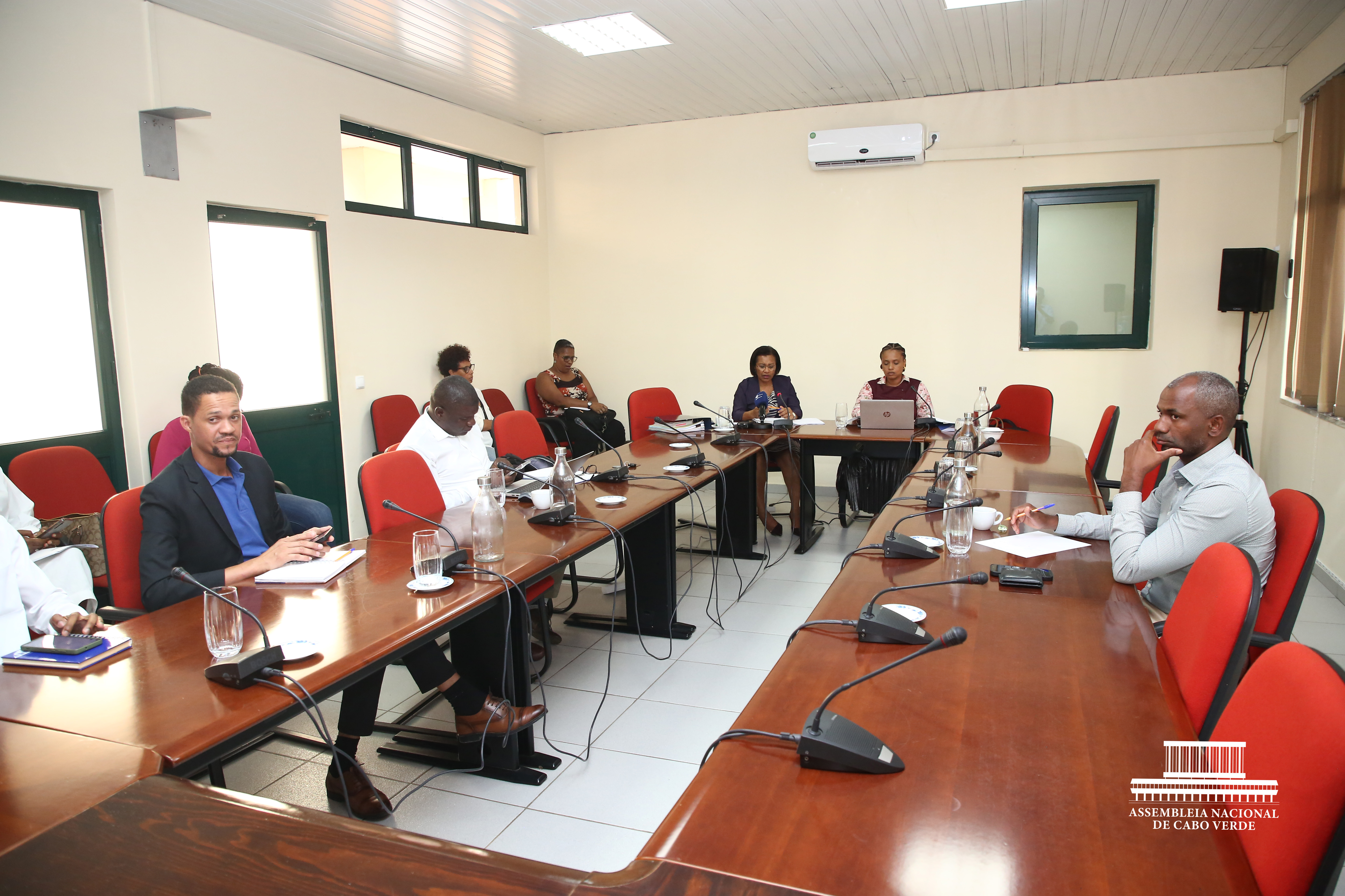 TRABALHOS PARLAMENTARES | 1ª Comissão Especializada Finaliza Audições Parlamentares sobre Situação da Justiça
